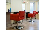 Купить парикмахерские кресла в Украине.